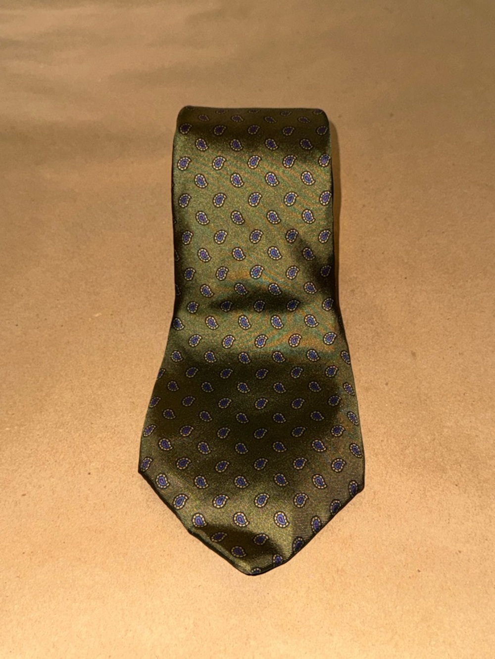 Allen Solly Olive Green Paisley 100% Silk Necktie Silk Tie Handmade USA Vintage